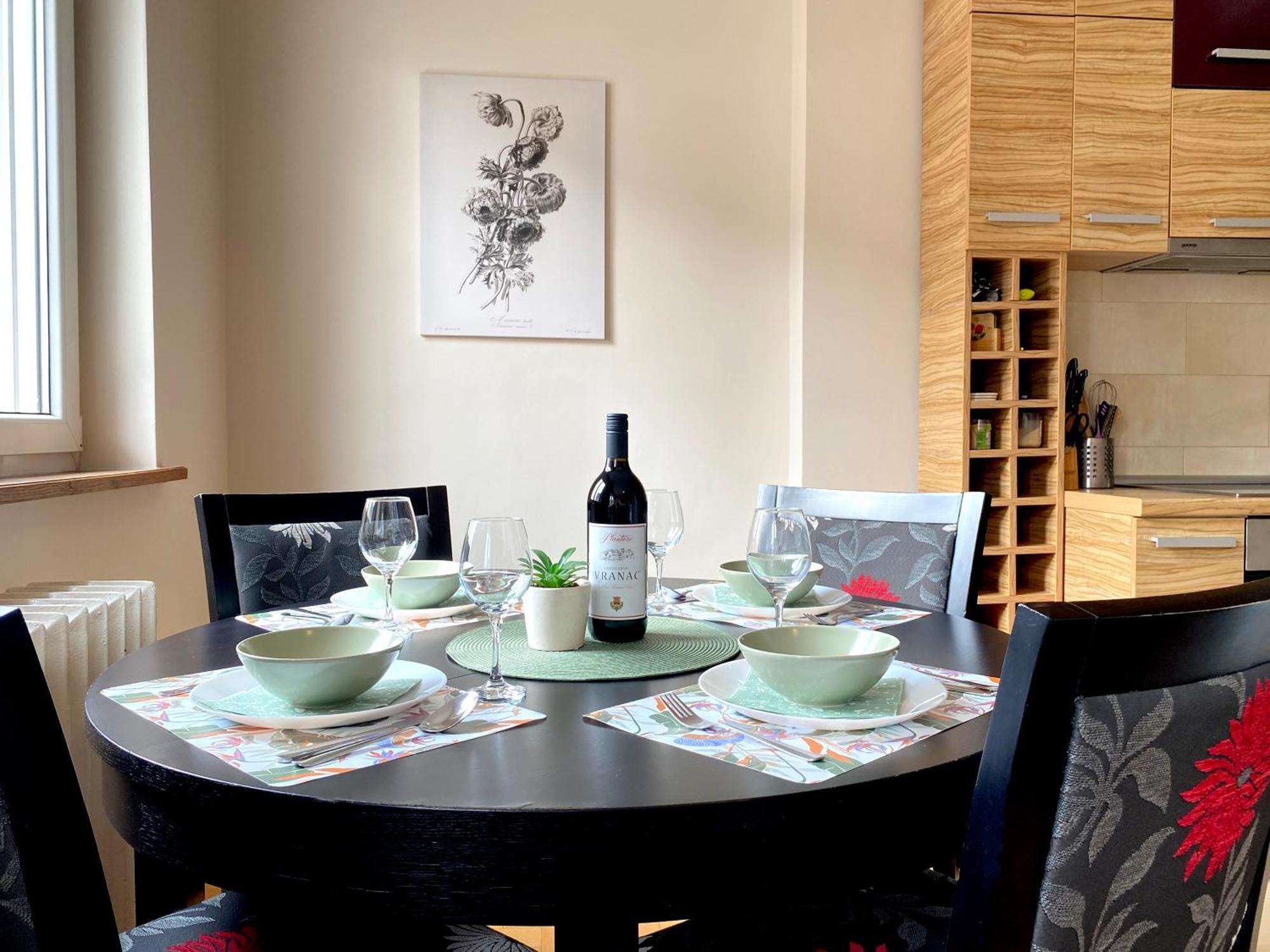 Quince Apartment-Free Parking-City Center Beograd Eksteriør billede